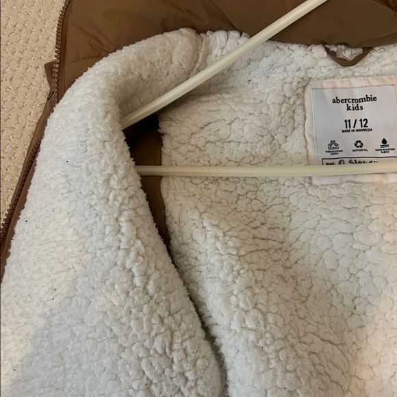 Abercrombie kids Sherpa lined parka - Picture 12 of 15